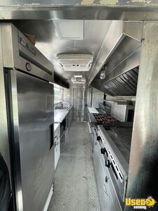 2002 Custom Van All-purpose Food Truck Insulated Walls Texas Diesel Engine for Sale