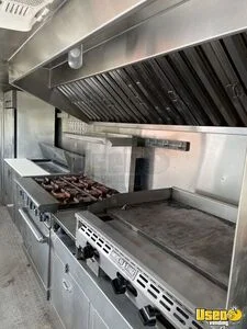 2002 Custom Van All-purpose Food Truck Insulated Walls Texas Diesel Engine for Sale