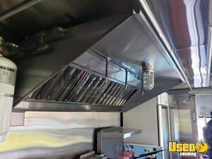 2002 Diesel Step Van Kitchen Food Truck All-purpose Food Truck Pizza Oven Florida Diesel Engine for Sale