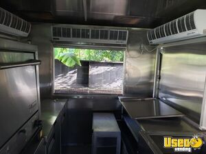 2002 Diesel Step Van Kitchen Food Truck All-purpose Food Truck Reach-in Upright Cooler Florida Diesel Engine for Sale