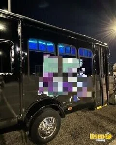 2002 E-350 Party Bus Air Conditioning Texas Gas Engine for Sale