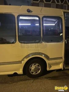 2002 E-350 Super Duty Stepvan Surveillance Cameras Pennsylvania for Sale