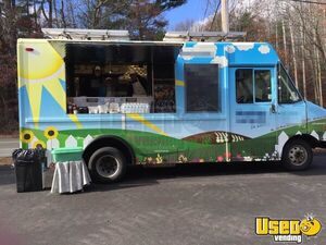 2002 E-350 Van Kitchen Food Truck All-purpose Food Truck Massachusetts Gas Engine for Sale