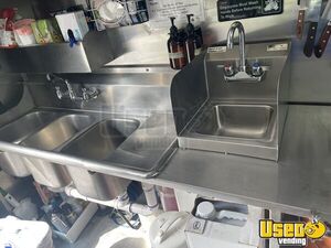 2002 E350 All-purpose Food Truck Prep Station Cooler North Carolina Gas Engine for Sale