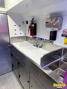 2002 E350 Sd (utilimaster) All-purpose Food Truck Exterior Customer Counter California for Sale