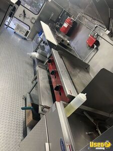 2002 E450 All-purpose Food Truck Diamond Plated Aluminum Flooring Colorado for Sale