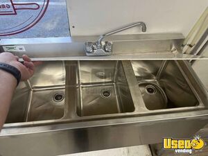 2002 E450 Econoline Pizza Food Truck Pizza Oven Mississippi Gas Engine for Sale