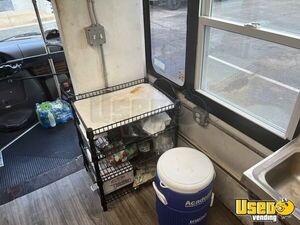2002 E450 Econoline Pizza Food Truck Spare Tire Mississippi Gas Engine for Sale