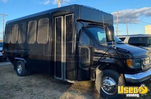 2002 E450 Party Bus Party Bus Kansas Gas Engine for Sale