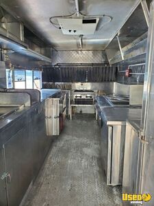 2002 Ecoline Ultimaster Step Van Kitchen Food Truck All-purpose Food Truck Generator Texas Gas Engine for Sale