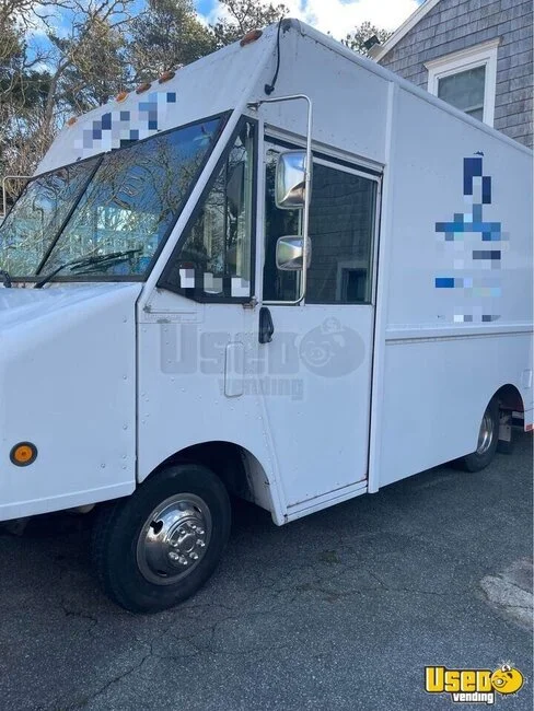 2002 Empty Step Van Truck Stepvan Massachusetts Gas Engine for Sale