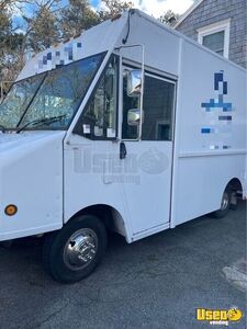 2002 Empty Step Van Truck Stepvan Massachusetts Gas Engine for Sale