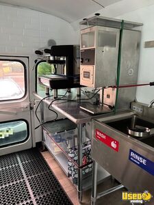 2002 Express 3500 Coffee & Beverage Truck Cabinets New Jersey Diesel Engine for Sale