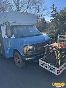 2002 Express 3500 Coffee & Beverage Truck Concession Window New Jersey Diesel Engine for Sale