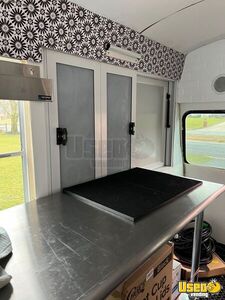 2002 Express 3500 Coffee & Beverage Truck Insulated Walls New Jersey Diesel Engine for Sale