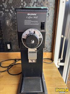 2002 F-450 7.3 Diesel Econoline Super Duty Coffee & Beverage Truck Work Table Montana Diesel Engine for Sale