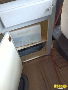 2002 F450 Coffee & Beverage Truck Breaker Panel Mississippi Gas Engine for Sale