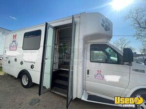 2002 F450 Pet Care / Veterinary Truck Air Conditioning New York Gas Engine for Sale
