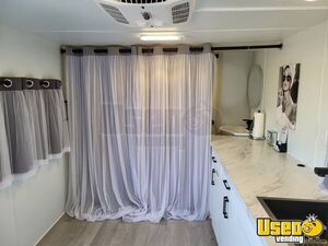 2002 Fleetwood Mobile Hair & Nail Salon Truck Toilet Arizona for Sale