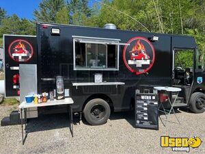 2002 Food Truck All-purpose Food Truck Concession Window New Hampshire Diesel Engine for Sale
