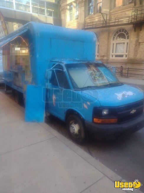 2002 Food Truck All-purpose Food Truck Pennsylvania Gas Engine for Sale