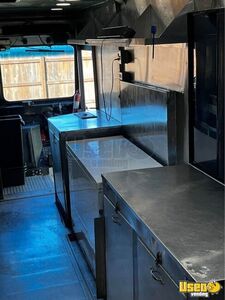 2002 Food Truck All-purpose Food Truck Prep Station Cooler North Carolina Diesel Engine for Sale