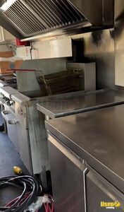 2002 Food Truck All-purpose Food Truck Refrigerator Florida Gas Engine for Sale