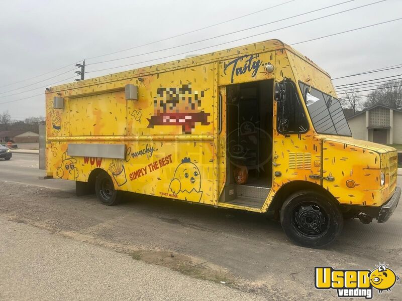 2002 Food Truck All-purpose Food Truck Texas Diesel Engine for Sale