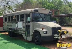 2002 Food Truck Bus All-purpose Food Truck Stainless Steel Wall Covers Texas Diesel Engine for Sale