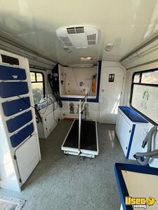 2002 Ford 450 Pet Grooming Truck Pet Care / Veterinary Truck Concession Window California Gas Engine for Sale