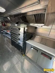 2002 Freightliner Pizza Food Truck Concession Window Texas Diesel Engine for Sale