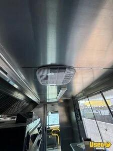 2002 Freightliner Pizza Food Truck Refrigerator Texas Diesel Engine for Sale