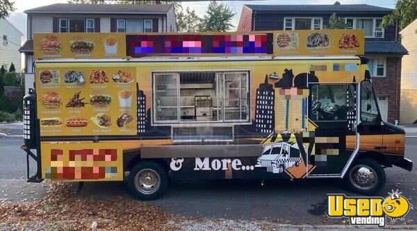 2002 Grumman Olson Kitchen Food Truck All-purpose Food Truck New Jersey Gas Engine for Sale