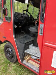 2002 Grumman Olson Mt45 All-purpose Food Truck Diamond Plated Aluminum Flooring South Carolina Diesel Engine for Sale