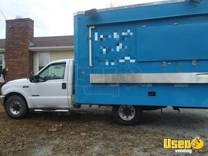 2002 Kitchen Food Truck All-purpose Food Truck Tennessee Diesel Engine for Sale
