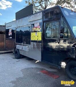 2002 Kitchen Food Truck All-purpose Food Truck Texas Gas Engine for Sale