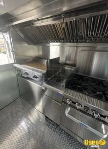 2002 Kitchen Food Truck New Build Food Truck Diamond Plated Aluminum Flooring Virginia Diesel Engine for Sale