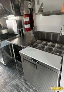 2002 Kitchen Food Truck New Build Food Truck Propane Tank Virginia Diesel Engine for Sale