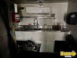 2002 Kitchen Trailer Kitchen Food Trailer Insulated Walls Texas for Sale
