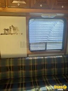 2002 Living Quarters Horse Trailer 11 South Carolina for Sale