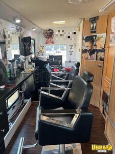 2002 Mobile Beauty Salon Truck Mobile Hair & Nail Salon Truck Air Conditioning Texas Gas Engine for Sale