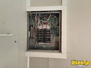 2002 Mt 45 All-purpose Food Truck Prep Station Cooler Michigan Diesel Engine for Sale