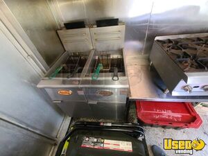 2002 Mt 45 Chassis All-purpose Food Truck Refrigerator Maryland Diesel Engine for Sale