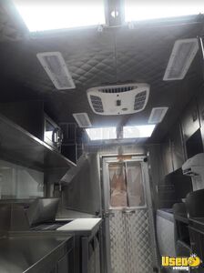 2002 Mt45 All-purpose Food Truck Insulated Walls California Diesel Engine for Sale