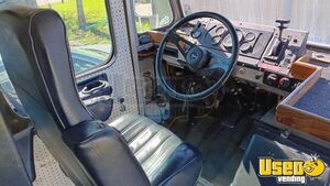 2002 Mt45 Chassis Stepvan Interior Lighting Louisiana Diesel Engine for Sale