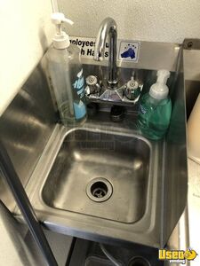 2002 Mt45 Chasssis Barbecue Food Truck Exhaust Fan Michigan Diesel Engine for Sale