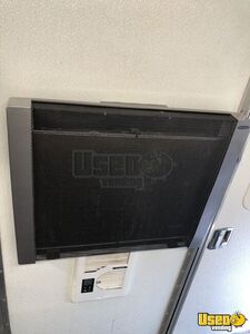 2002 Mt45 Chasssis Barbecue Food Truck Interior Lighting Michigan Diesel Engine for Sale