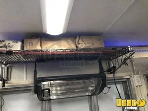 2002 Mt45 Chasssis Barbecue Food Truck Propane Tank Michigan Diesel Engine for Sale