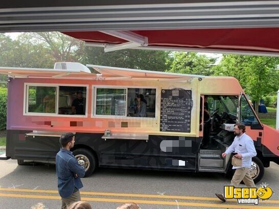 2002 Mt45 Kitchen Food Truck All-purpose Food Truck Air Conditioning Illinois for Sale