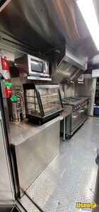 2002 Mt45 Kitchen Food Truck All-purpose Food Truck Propane Tank Nevada Diesel Engine for Sale